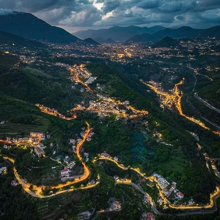 Апартаменты Vietri In Centro - Costa D'Amalfi Экстерьер фото