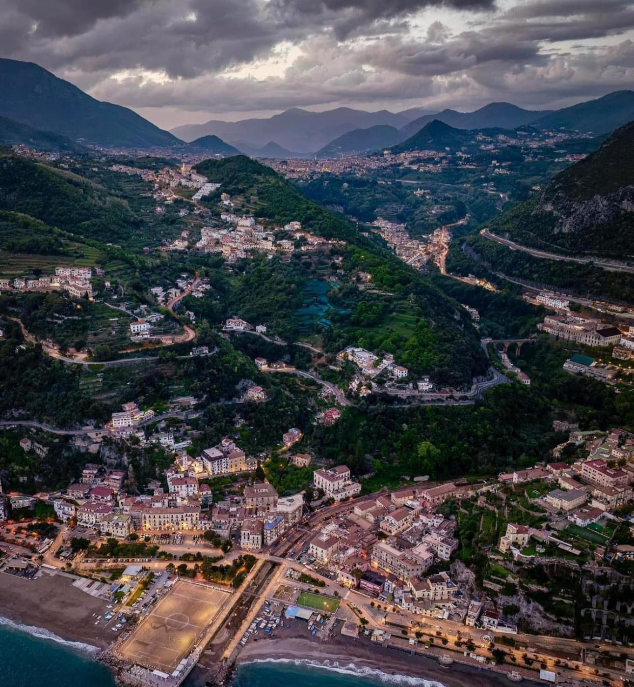 Апартаменты Vietri In Centro - Costa D'Amalfi Экстерьер фото